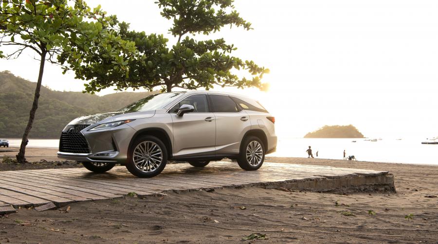  Lexus RX450hL 2019 года  (NA) (фото 34 из 40)